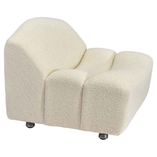 Vakkundig herstel van een elegante designfauteuil met blijvend zitcomfort